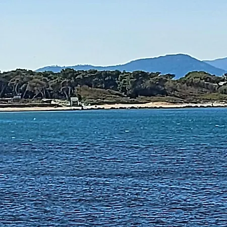 Vue Panoramique Jusqu Aux Iles D Апартаменты Йер