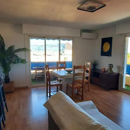 Vue Panoramique Jusqu Aux Iles D Йер